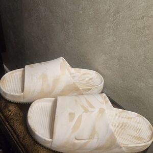 Cream and Tan Slide Sandals